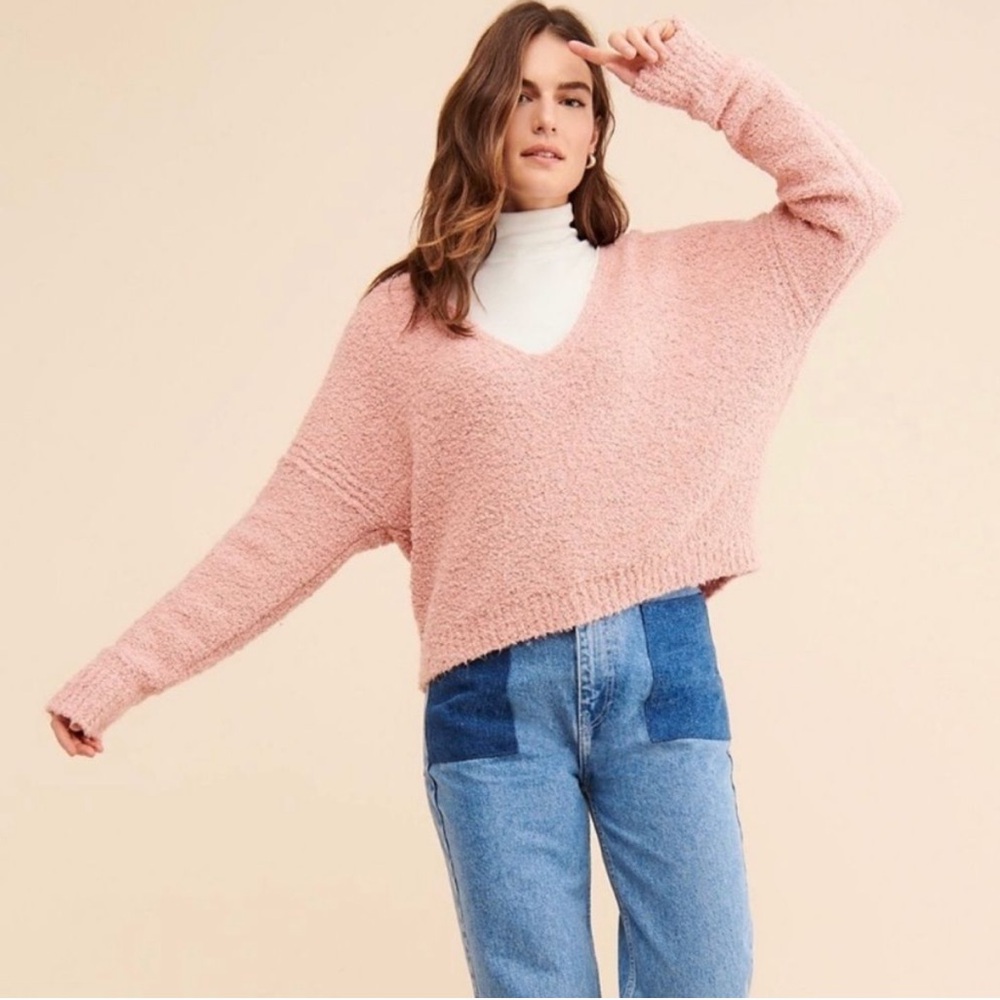 Free People Finders Keepers Pink Fuzzy Sweater V-Neck Pullover Blush Pink Small